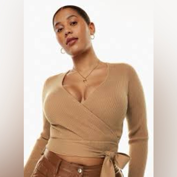 BNWT Aritzia All tied up long sleeve sweater L - Picture 2 of 4